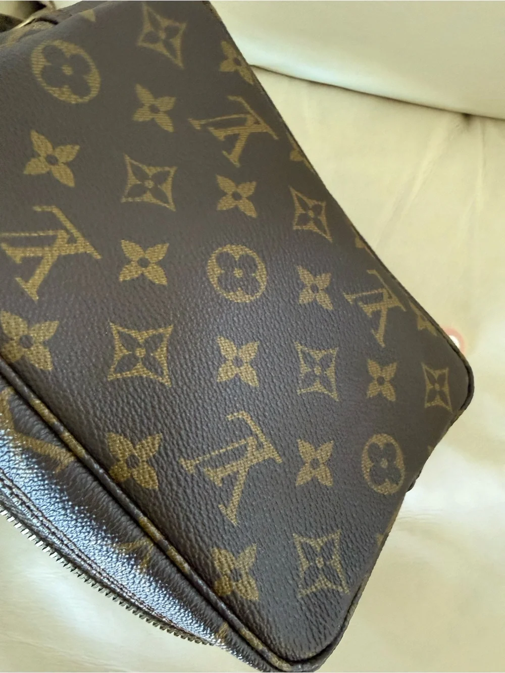 Louis Vuitton Monogram Canvas Cosmetic Trousseau 18” rare